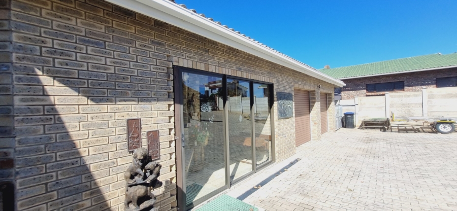 3 Bedroom Property for Sale in Noorsekloof Eastern Cape